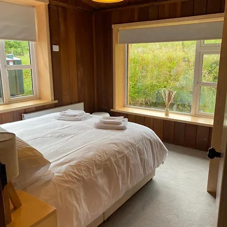 Cedarwood Leenane Apartmán *